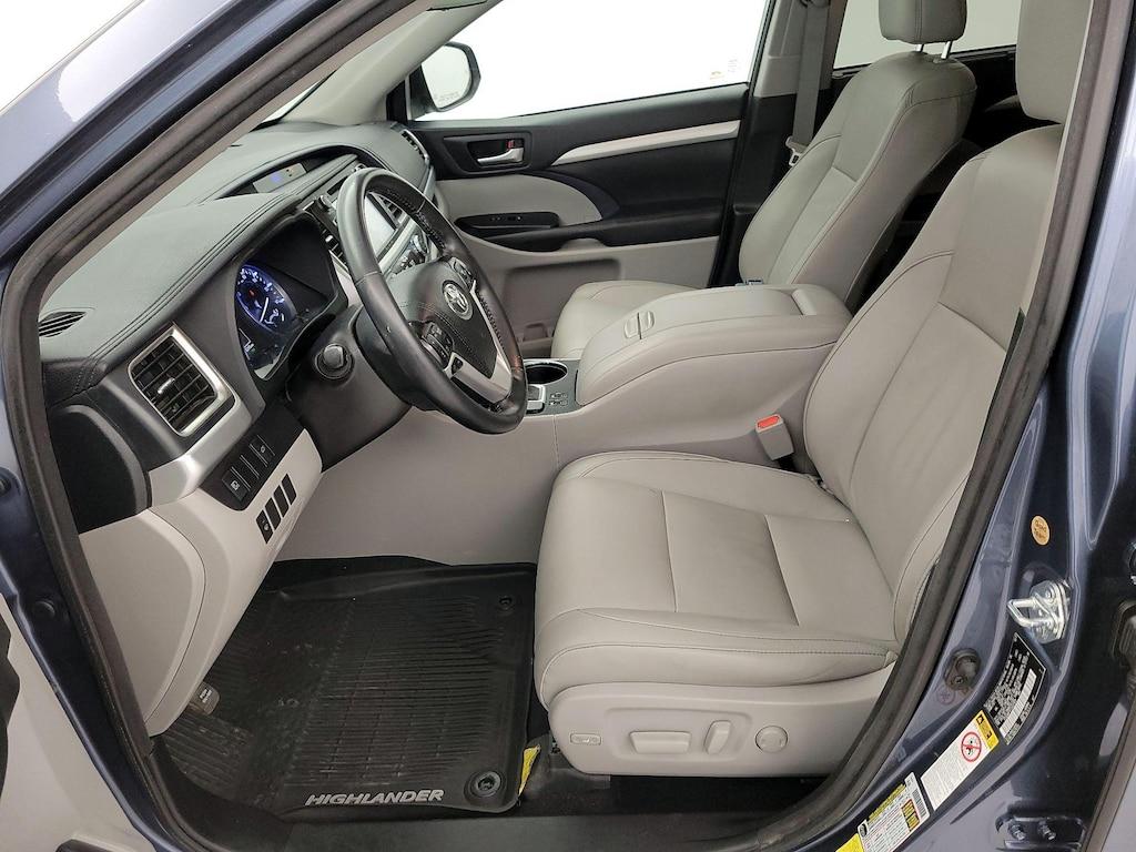 used 2018 Toyota Highlander Hybrid car, priced at $28,998