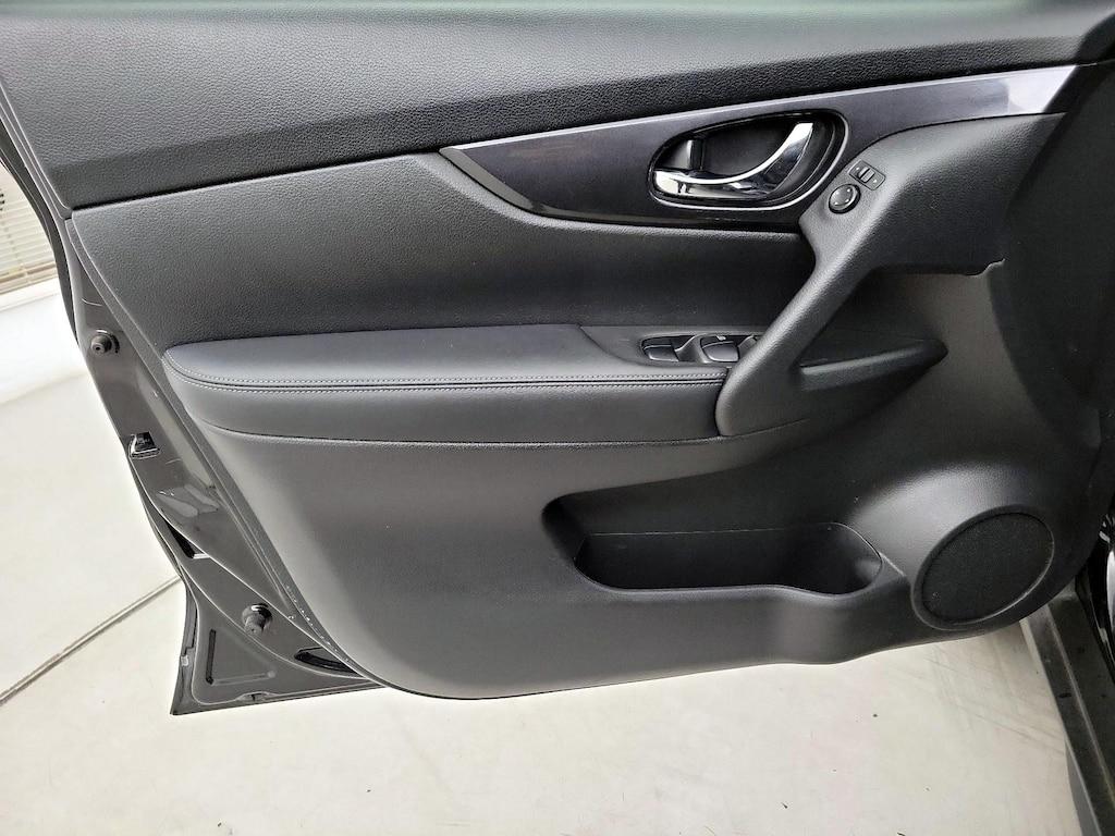 used 2020 Nissan Rogue car, priced at $18,998