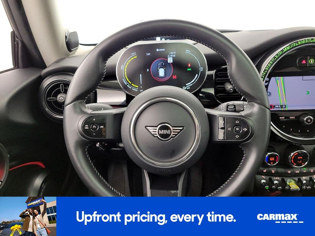 used 2023 MINI SE Hardtop car, priced at $22,998