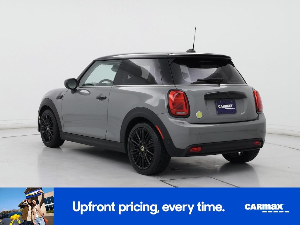 used 2023 MINI SE Hardtop car, priced at $22,998