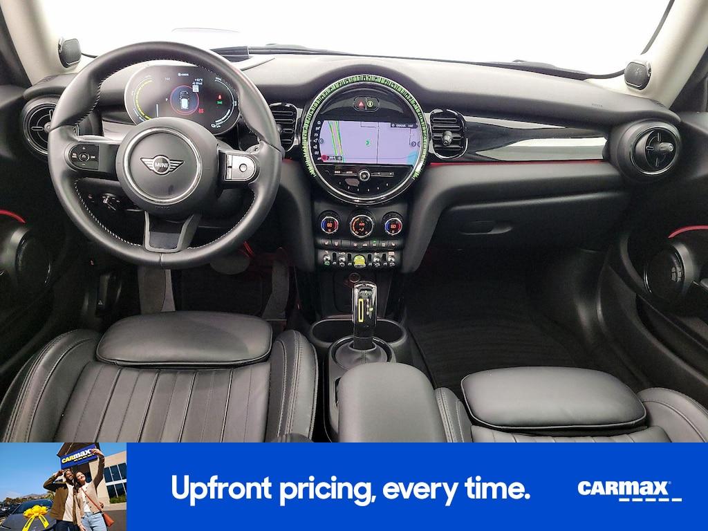 used 2023 MINI SE Hardtop car, priced at $22,998