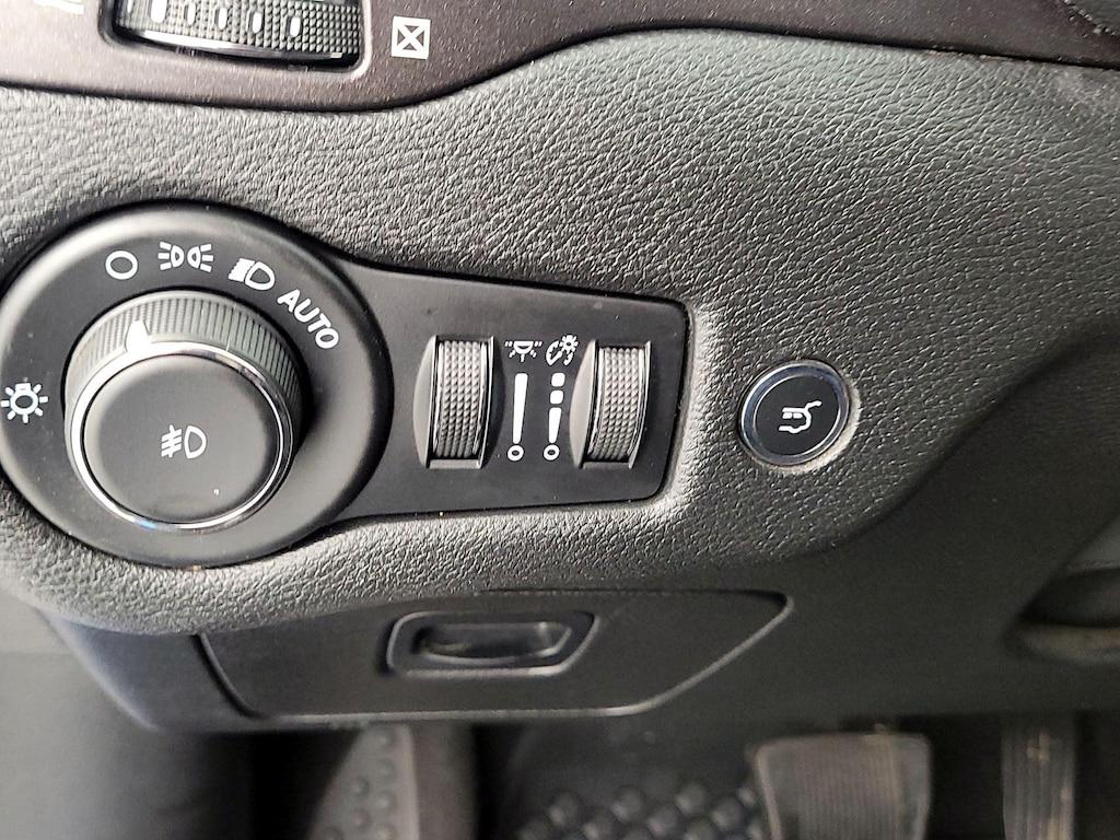 used 2021 Jeep Cherokee car, priced at $24,998