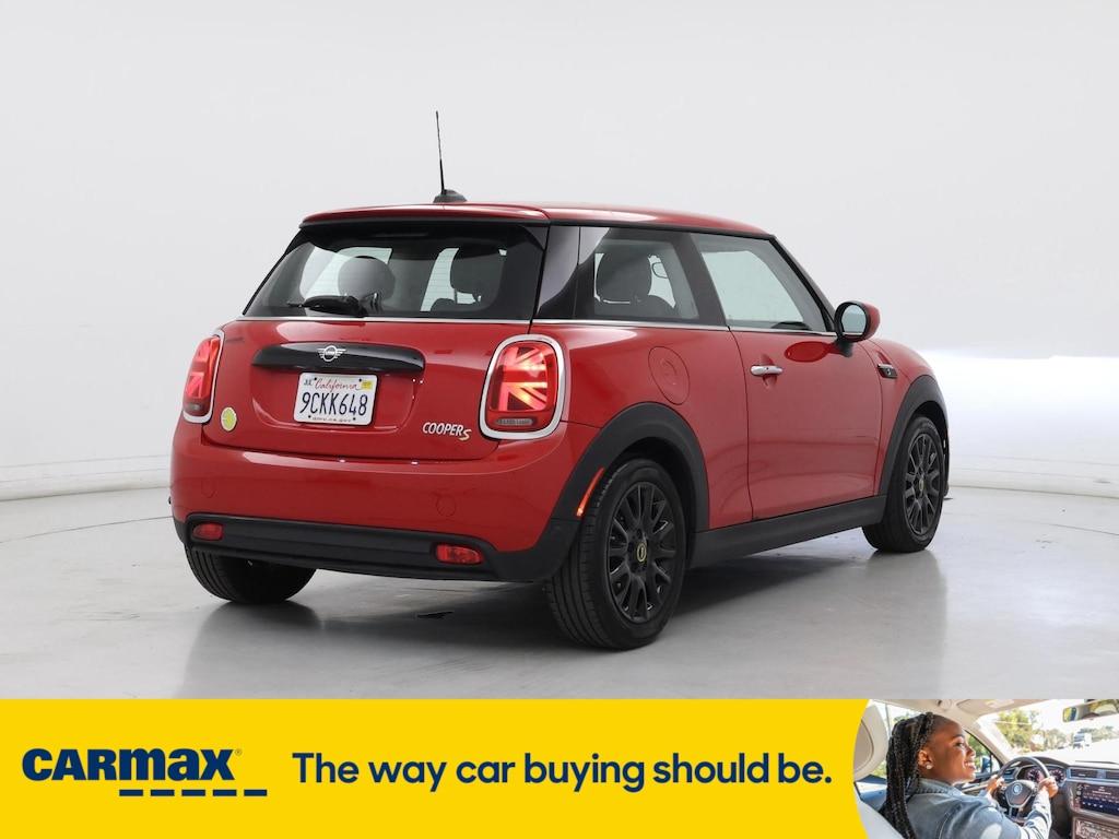 used 2023 MINI SE Hardtop car, priced at $25,998