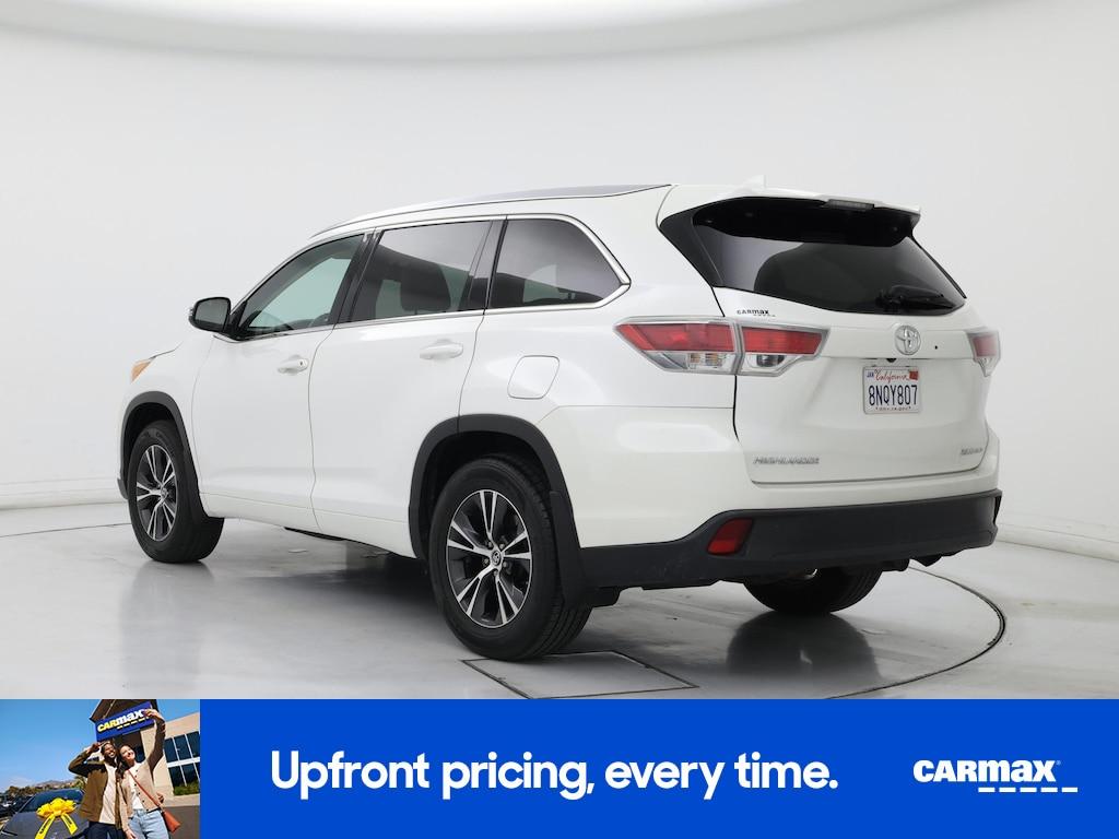 used 2016 Toyota Highlander car, priced at $27,998