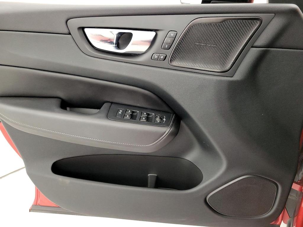 used 2023 Volvo XC60 Recharge Plug-In Hybrid car, priced at $43,998