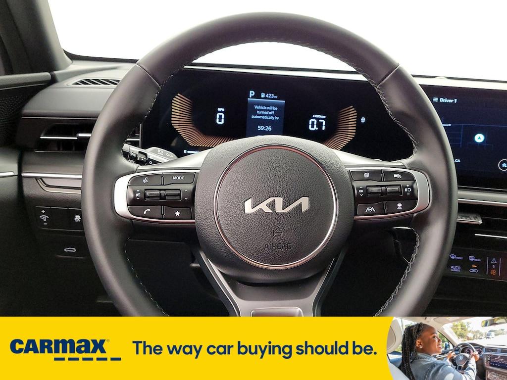 used 2025 Kia K5 car, priced at $30,998