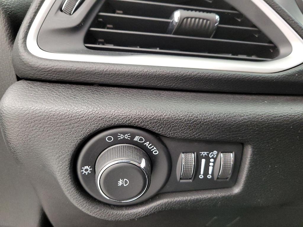 used 2020 Chrysler Pacifica car, priced at $25,998