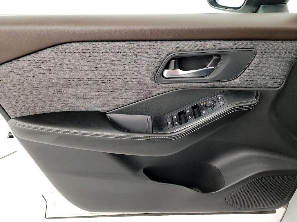 used 2022 Nissan Rogue car, priced at $22,998