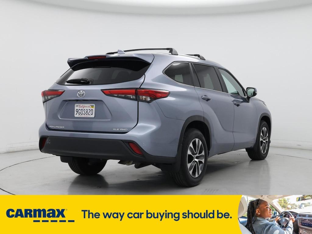 used 2023 Toyota Highlander car, priced at $42,998