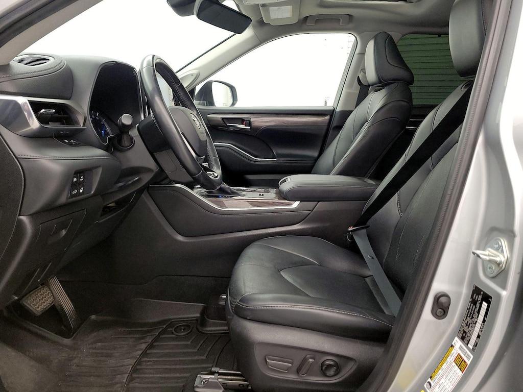 used 2021 Toyota Highlander Hybrid car, priced at $38,998