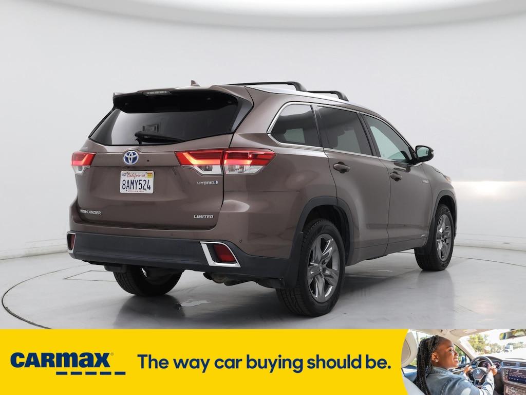 used 2017 Toyota Highlander Hybrid car, priced at $33,998