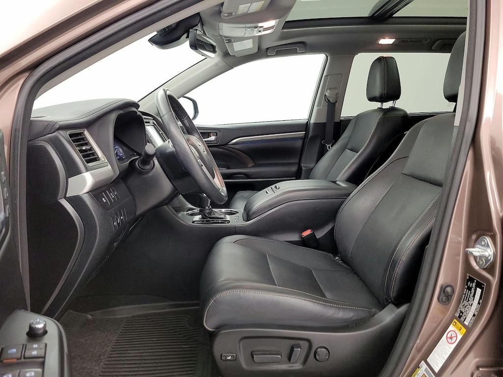 used 2017 Toyota Highlander Hybrid car, priced at $33,998