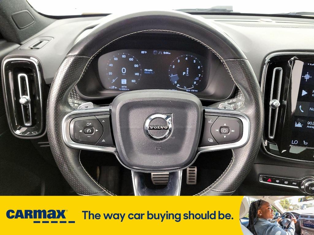 used 2020 Volvo XC40 car, priced at $26,998