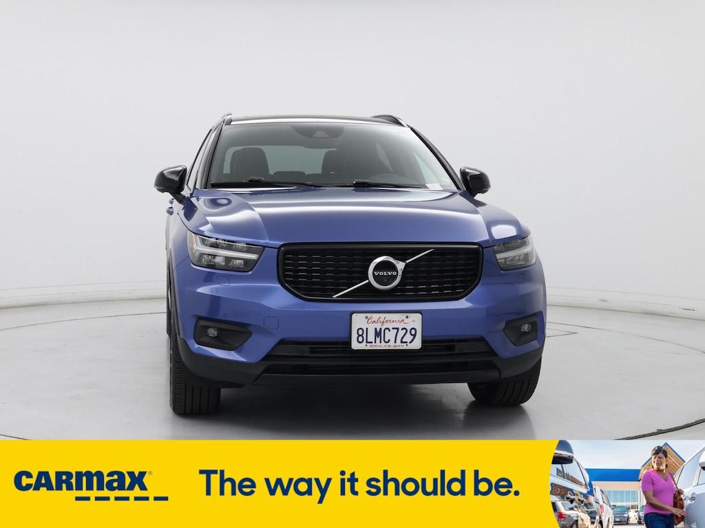 used 2020 Volvo XC40 car, priced at $26,998