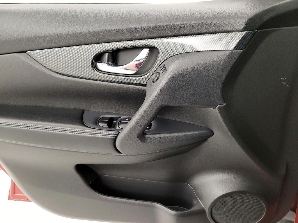 used 2014 Nissan Rogue car, priced at $12,998