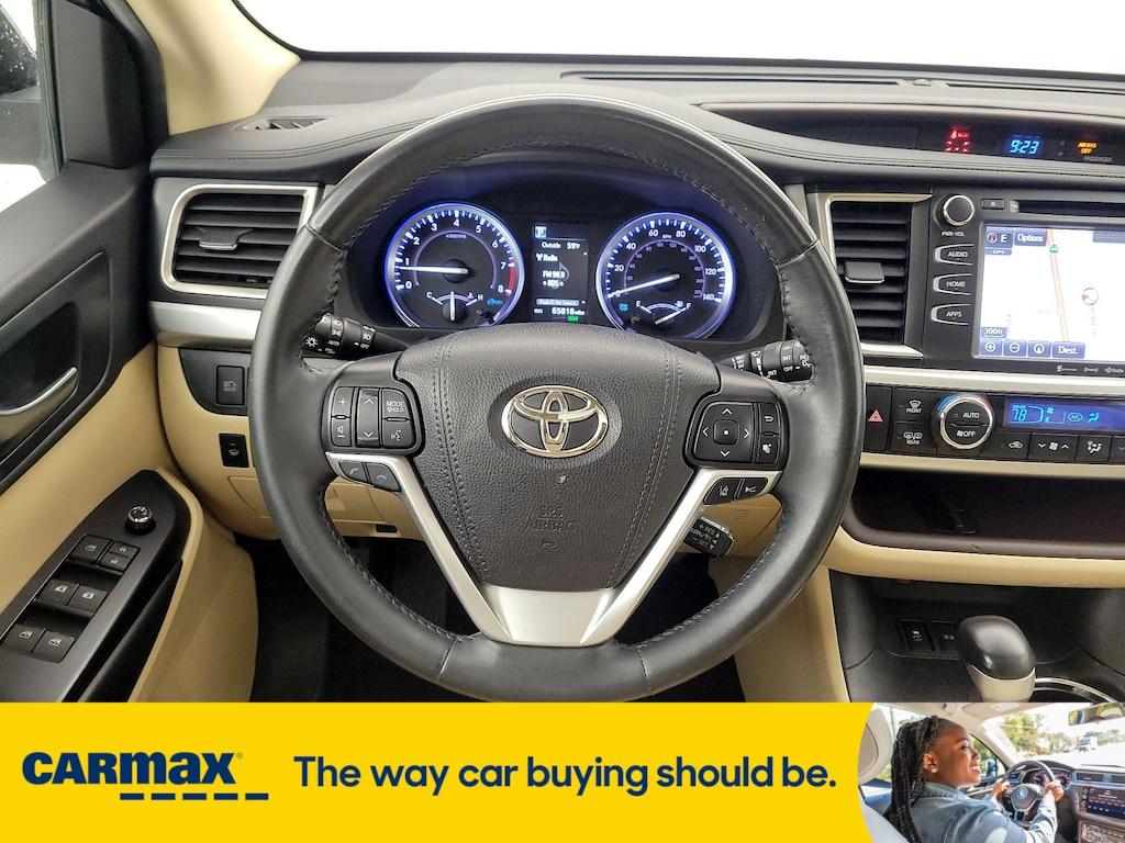 used 2019 Toyota Highlander car, priced at $30,998