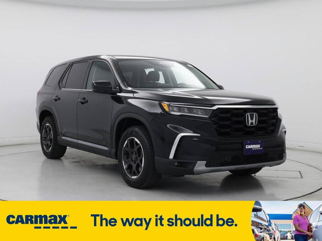 used 2025 Honda Pilot car, priced at $40,998