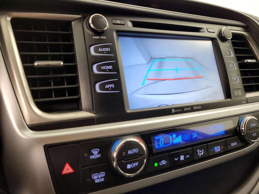 used 2018 Toyota Highlander car, priced at $32,998