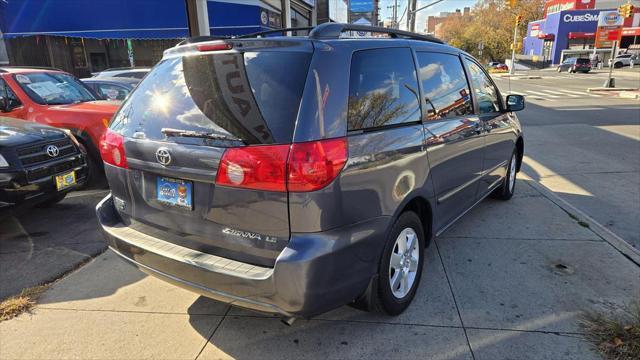 used 2007 Toyota Sienna car, priced at $8,990