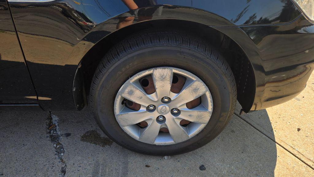 used 2008 Hyundai Accent car, priced at $5,990