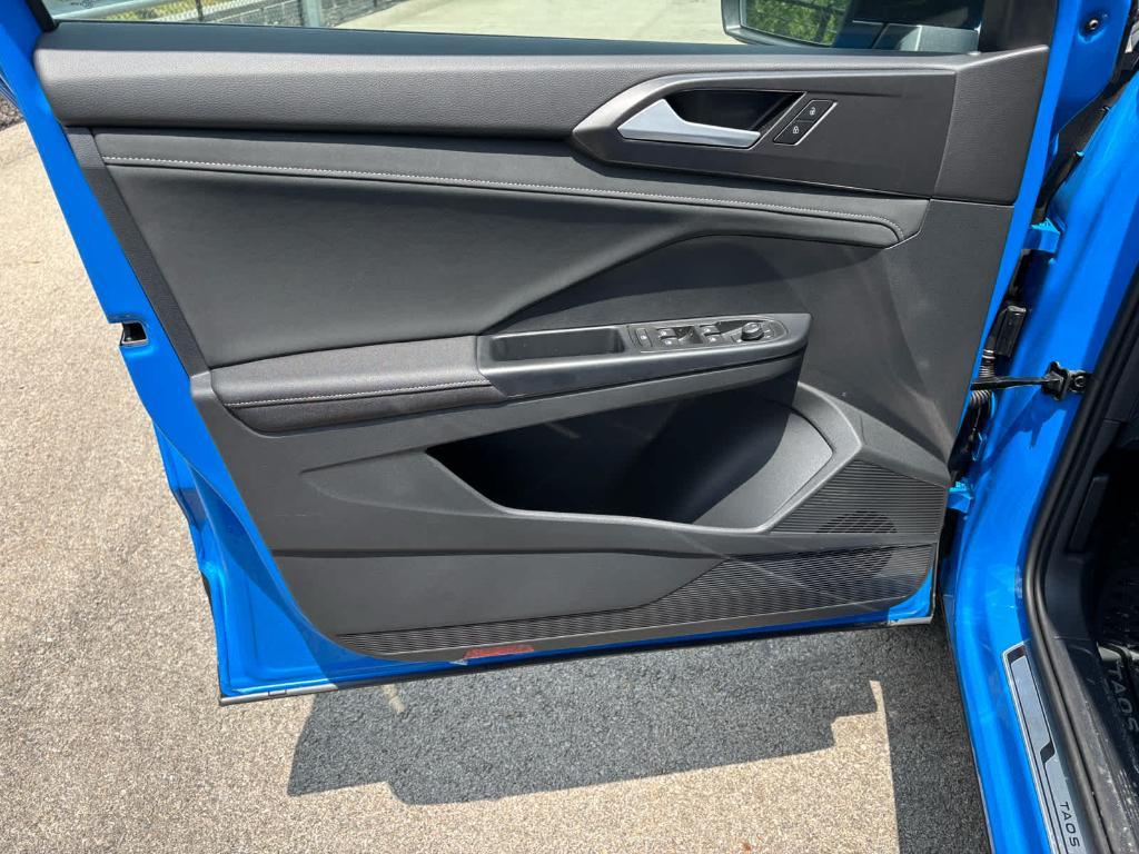 new 2025 Volkswagen Taos car, priced at $31,858