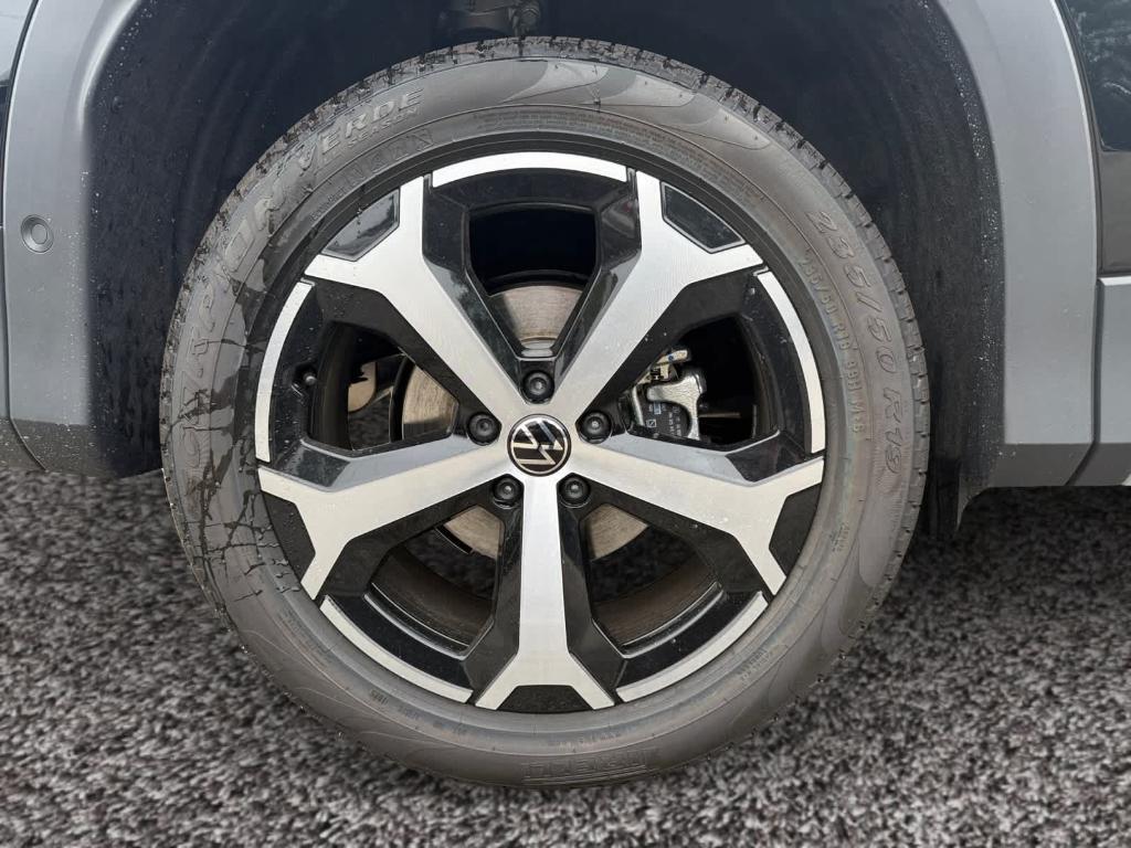 new 2025 Volkswagen Tiguan car, priced at $34,716