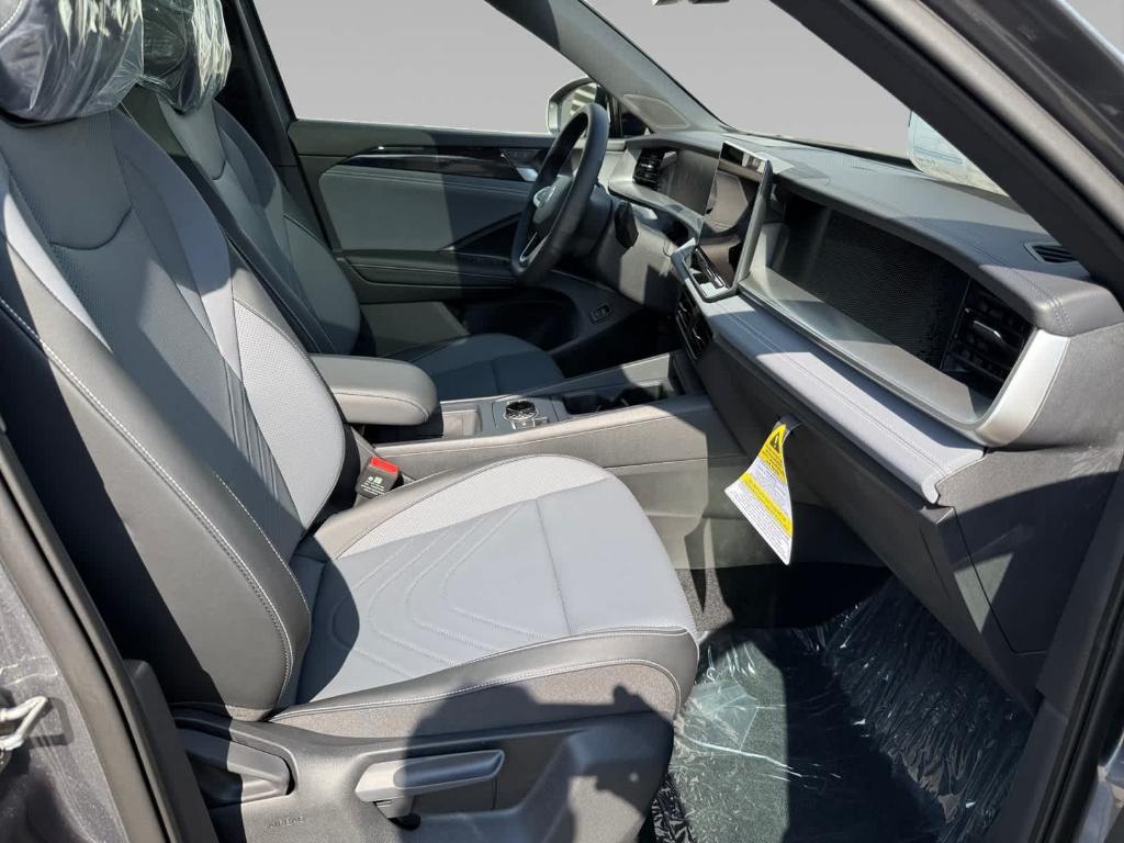 new 2025 Volkswagen Tiguan car, priced at $37,285