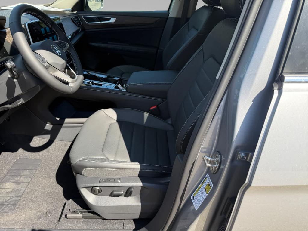 new 2026 Volkswagen Atlas car, priced at $52,930