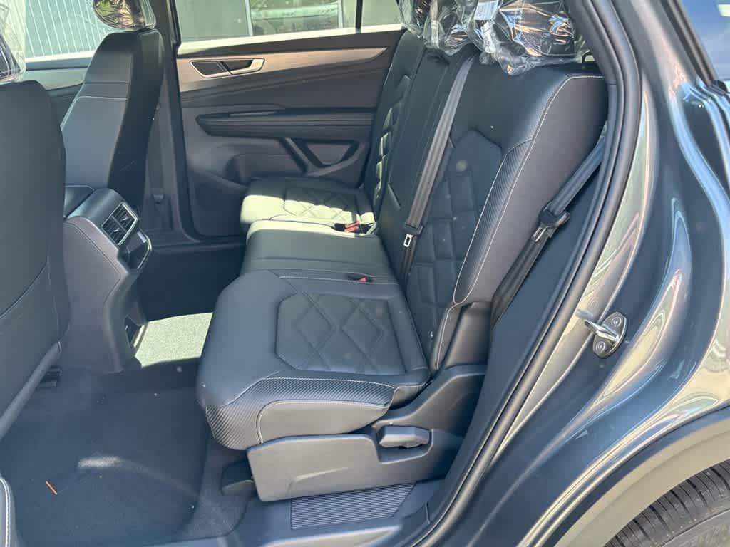 new 2025 Volkswagen Atlas Cross Sport car, priced at $40,606
