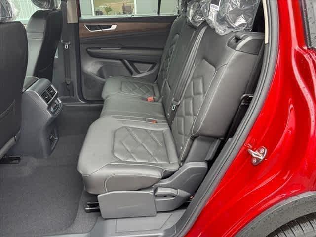 new 2025 Volkswagen Atlas car, priced at $45,782