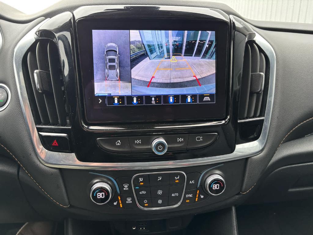 used 2021 Chevrolet Traverse car, priced at $27,860