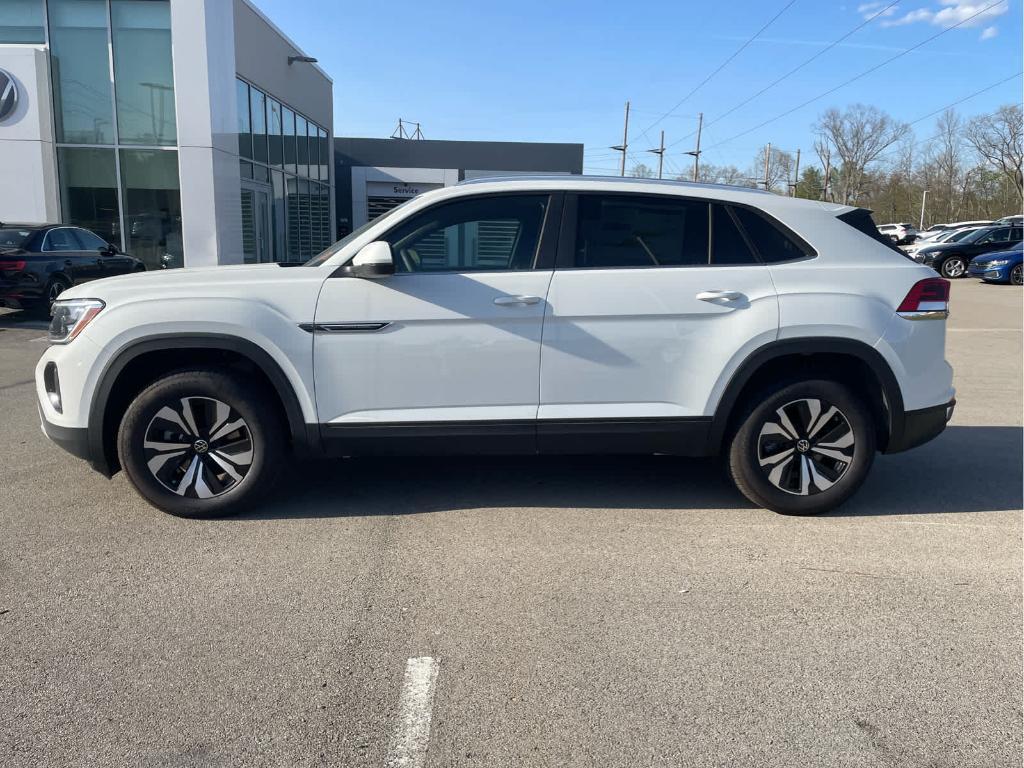 new 2025 Volkswagen Atlas Cross Sport car, priced at $41,216