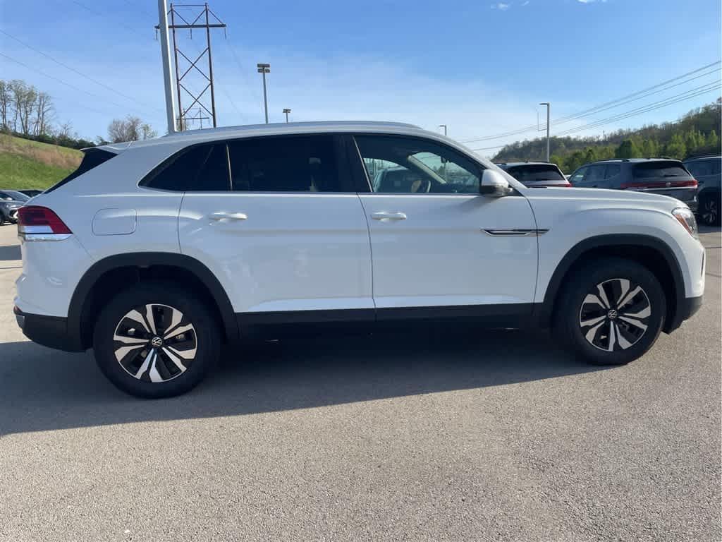 new 2025 Volkswagen Atlas Cross Sport car, priced at $40,716