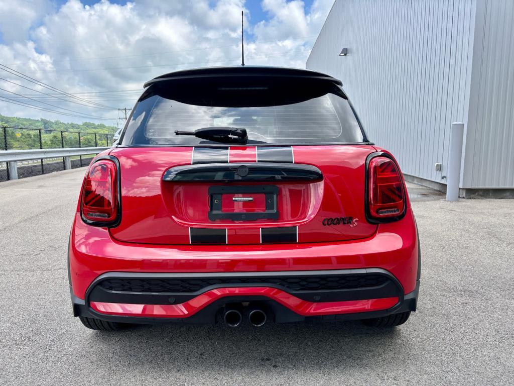 used 2023 MINI Hardtop car, priced at $27,994