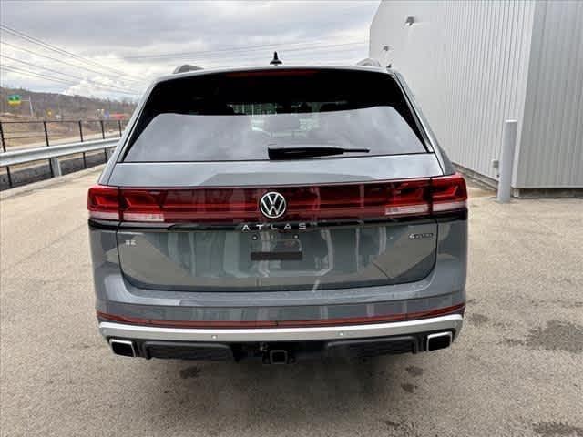 new 2025 Volkswagen Atlas car, priced at $47,906