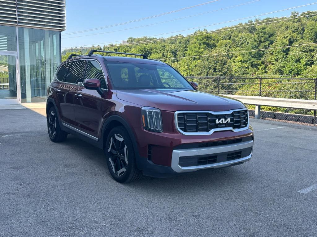 used 2024 Kia Telluride car, priced at $35,600