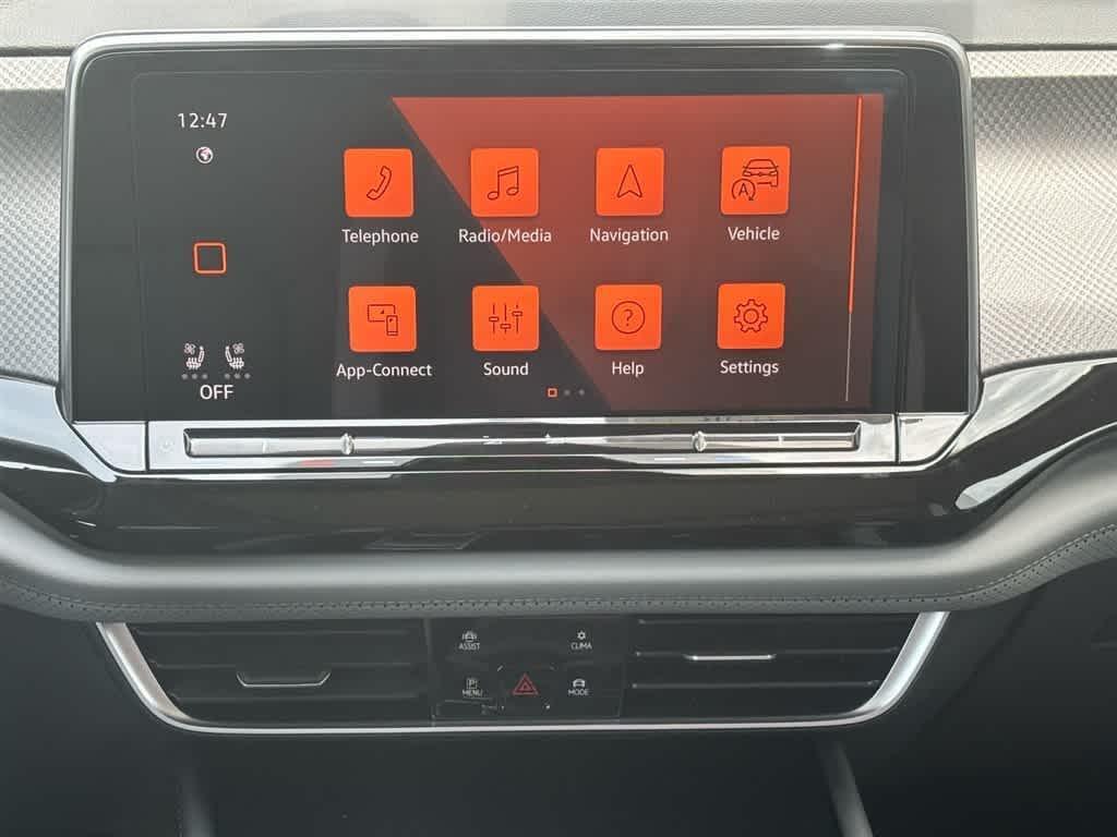 new 2025 Volkswagen Atlas car, priced at $49,561