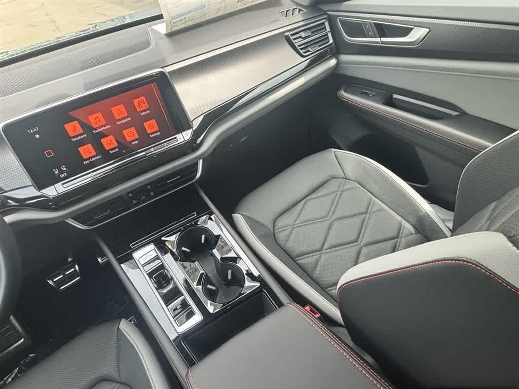 new 2025 Volkswagen Atlas car, priced at $49,561
