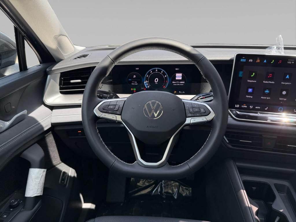 new 2025 Volkswagen Tiguan car, priced at $35,916