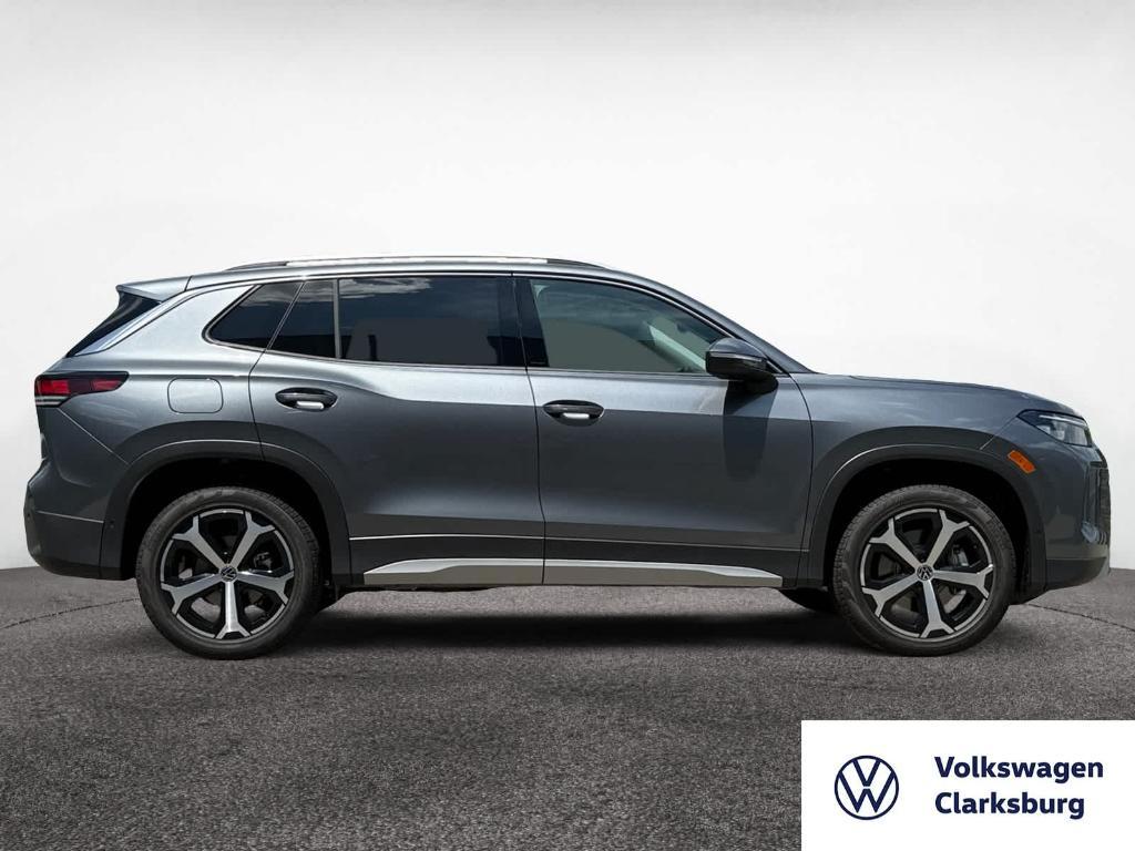 new 2025 Volkswagen Tiguan car, priced at $35,916
