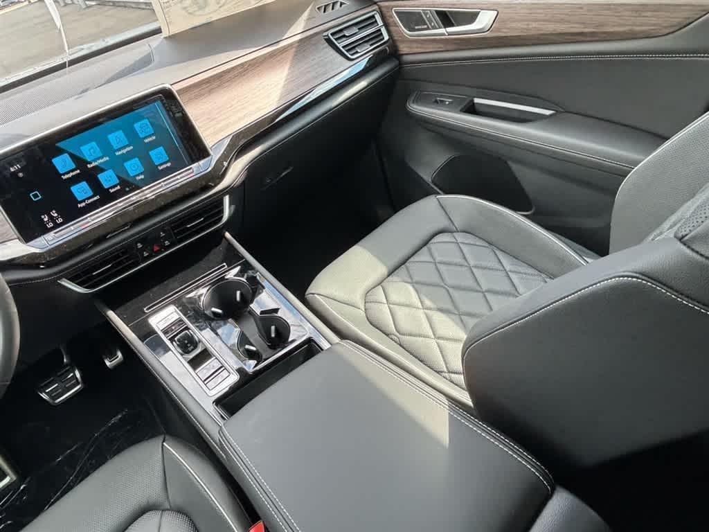 new 2025 Volkswagen Atlas car, priced at $56,016