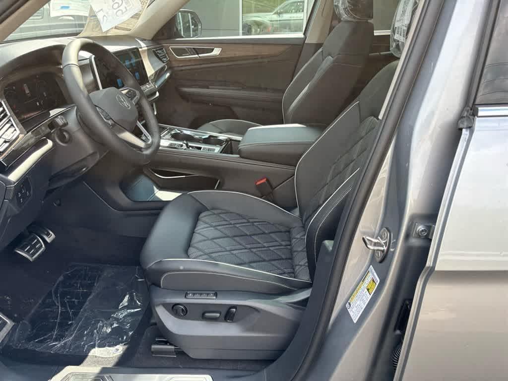 new 2025 Volkswagen Atlas car, priced at $56,766