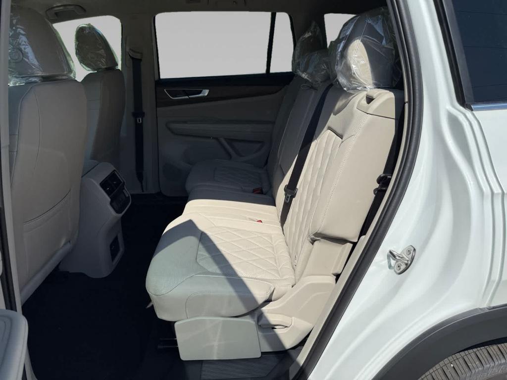 new 2025 Volkswagen Atlas car, priced at $55,341