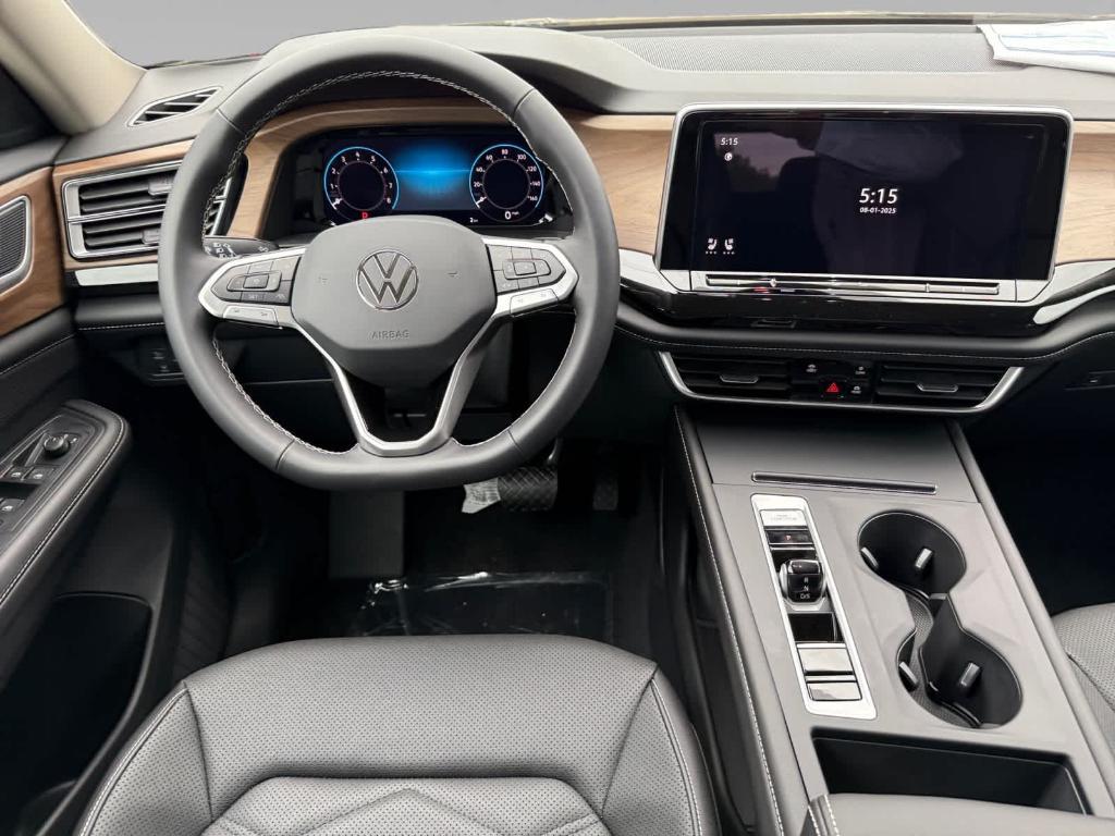 new 2025 Volkswagen Atlas car, priced at $39,302