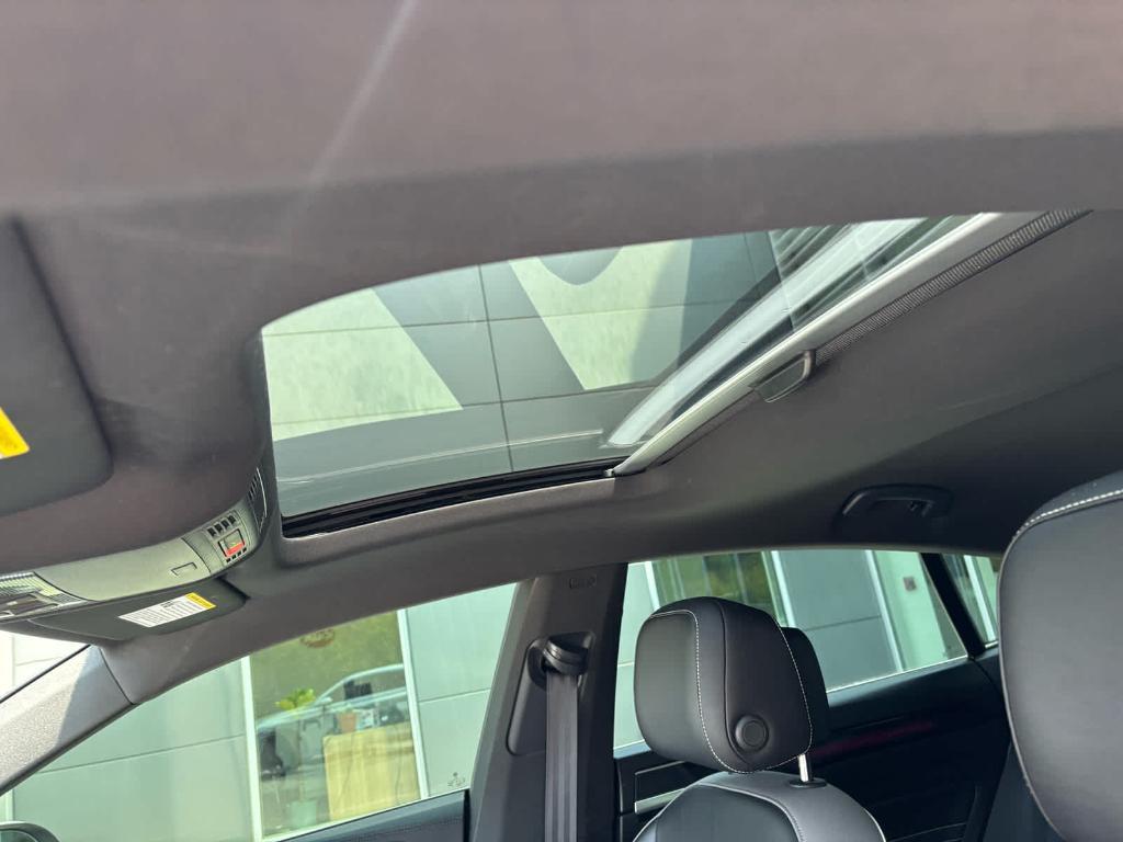 used 2021 Volkswagen Arteon car, priced at $24,979