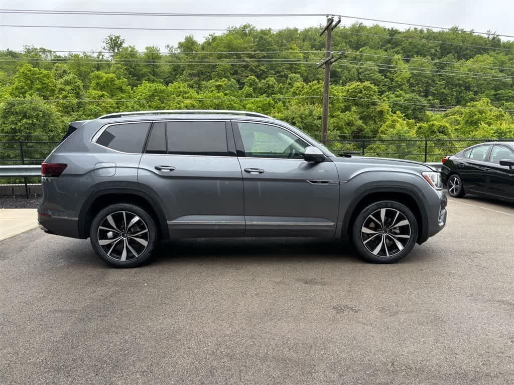 new 2025 Volkswagen Atlas car, priced at $55,636