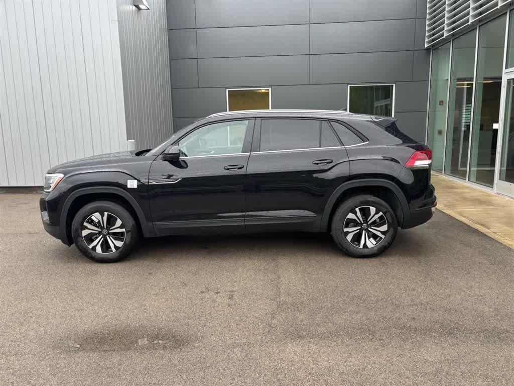 new 2025 Volkswagen Atlas Cross Sport car, priced at $39,856