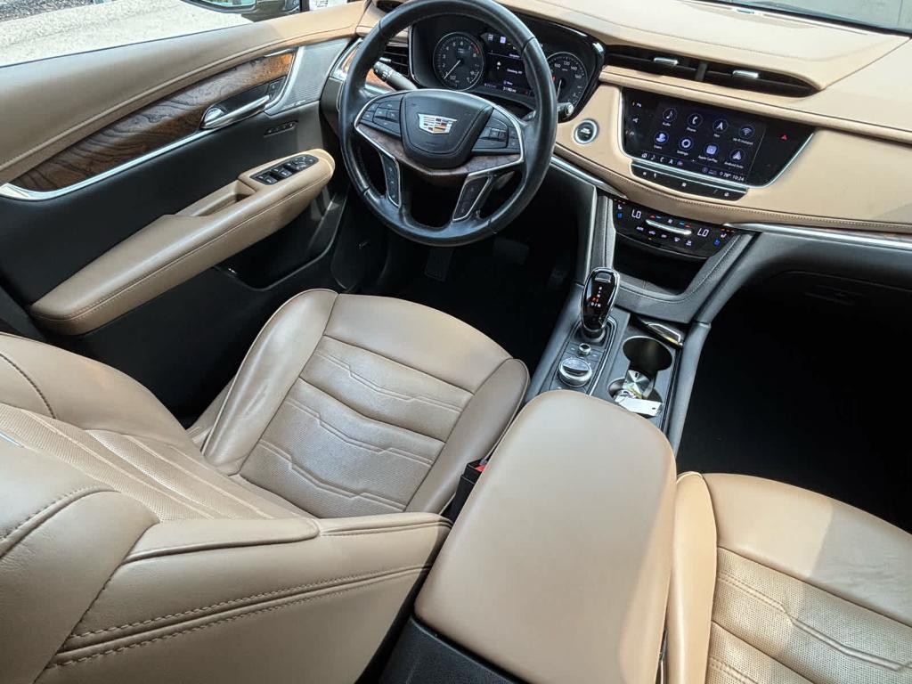 used 2020 Cadillac XT5 car, priced at $28,993