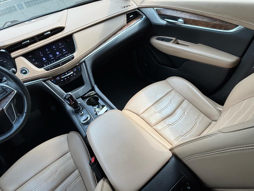 used 2020 Cadillac XT5 car, priced at $28,993