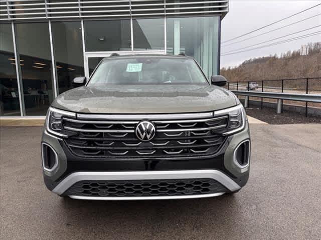 new 2025 Volkswagen Atlas car, priced at $48,201